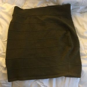 Green pencil skirt mini